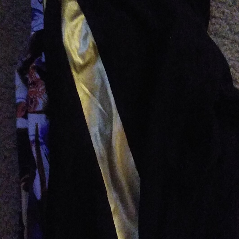 Bundle of Leggings - Picture 3 of 6